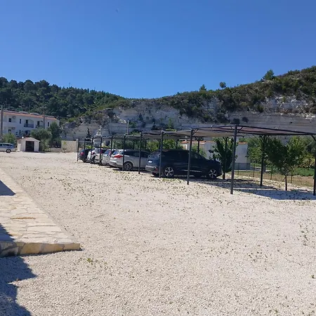 Rustico Isabella Lejlighedshotel 3*